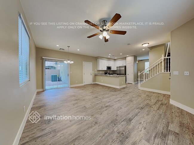 Foto del edificio - 7949 Crimson Point St