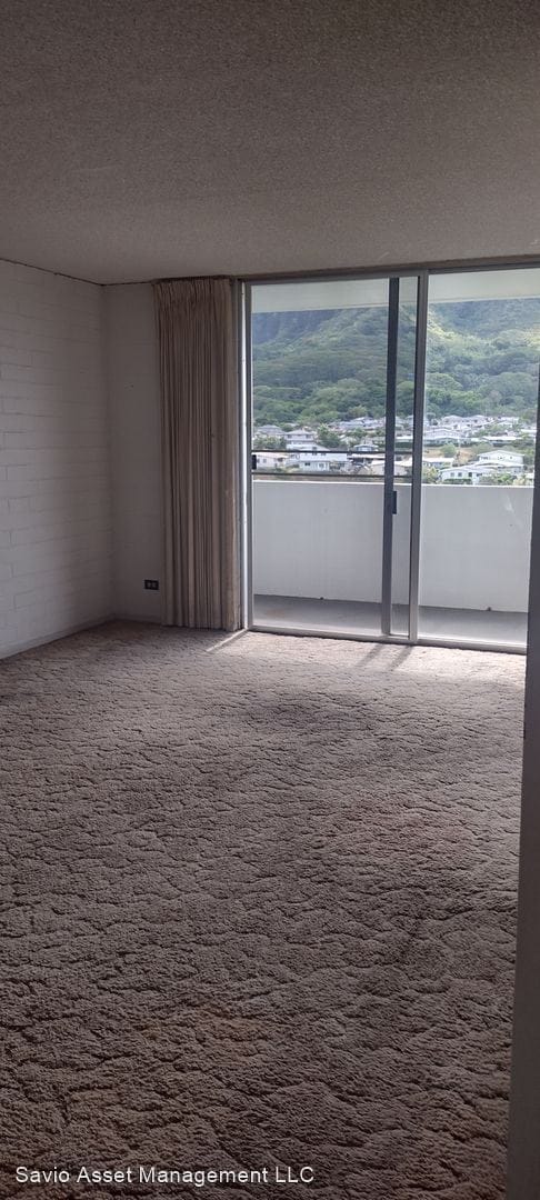 Building Photo - 2 br, 1 bath House - Na Pali Gardens 45-53...