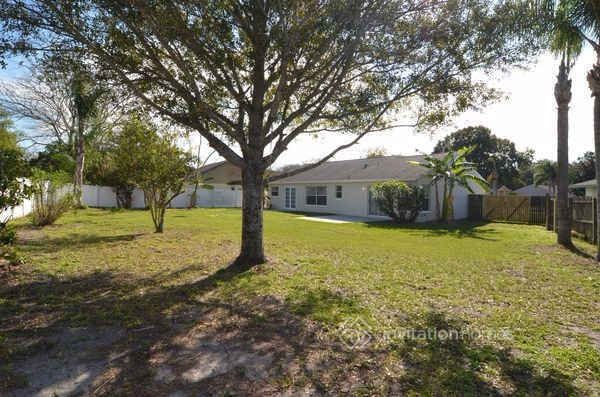 Foto principal - 6028 66th St Cir E