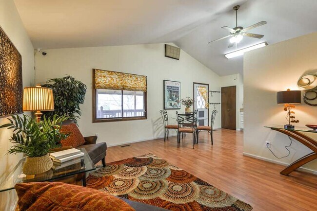 Foto del edificio - Beautiful 4 Bed, 2 Bath House in SW Fort Collins!