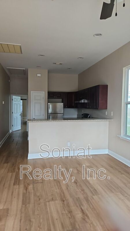 Foto del edificio - 3132 Washington Ave