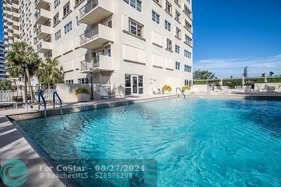 Foto del edificio - 340 Sunset Dr