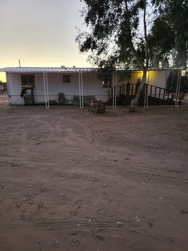 Foto principal - 8456 E Olive Ave