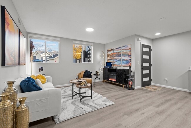 Building Photo - Haven on Highland