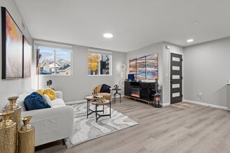 Building Photo - Haven on Highland