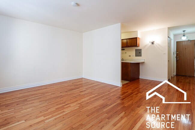 Foto del edificio - 665 W Wrightwood Ave