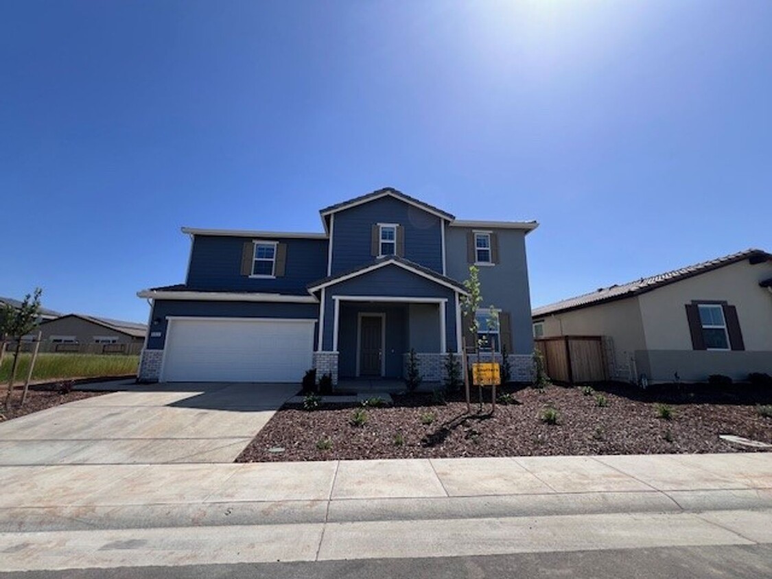 Foto principal - Brand new Wildhawk home has never been liv...