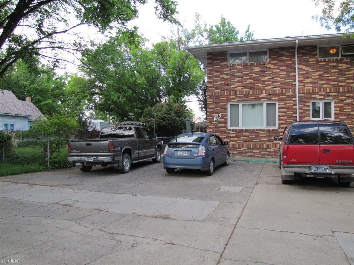 609 2nd Ave SW, Great Falls, MT 59404 Townhome Rentals in Great Falls