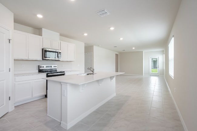 Building Photo - 3302 Pine Lily Ave