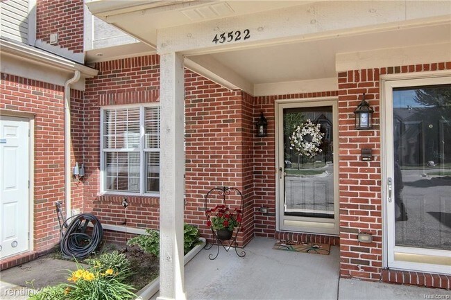 Building Photo - 43522 Pendleton Cir