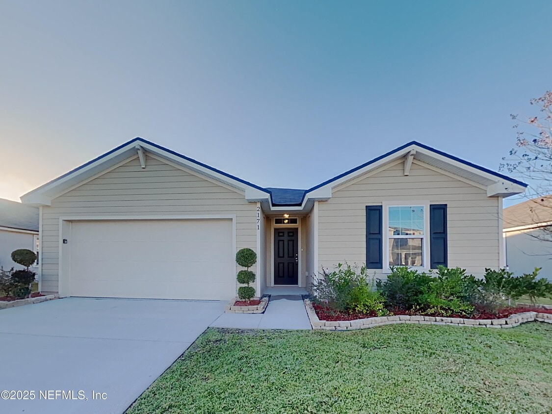 Primary Photo - 2171 Pebble Point Dr