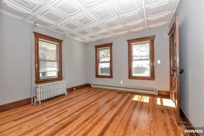 Building Photo - 36 Zazzetti St