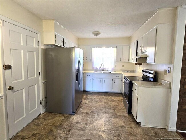 Building Photo - 1604 Sweetgum Cir