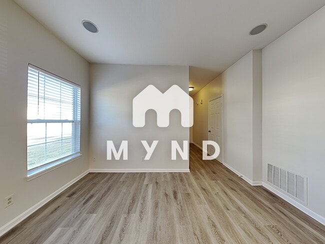 Building Photo - 6002 Prairie Meadow Dr