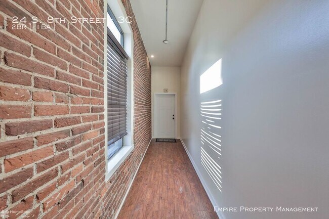 Building Photo - 2 Bedroom 1 Bath in Downtown Allentown