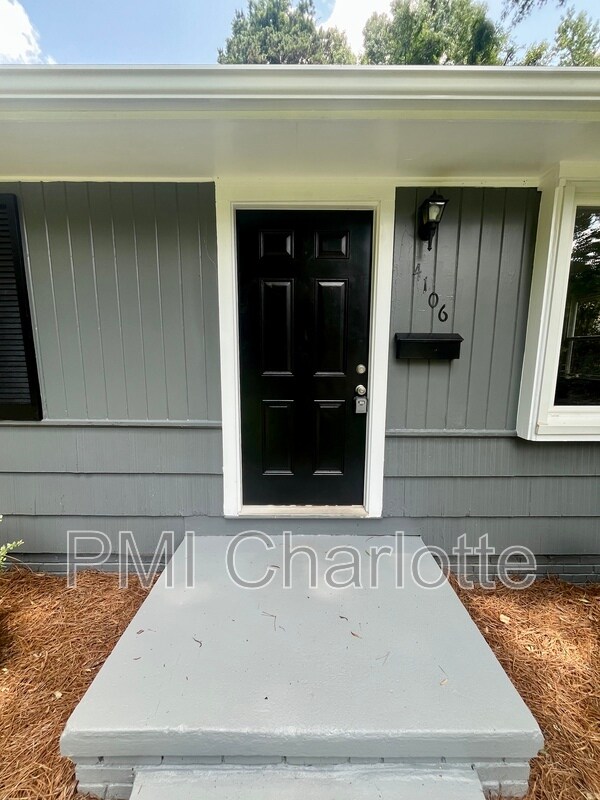 Foto del edificio - 4106 Howie Cir