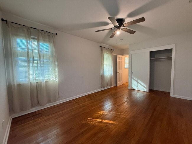 Building Photo - Charming 3-bedroom, 2-bathroom home