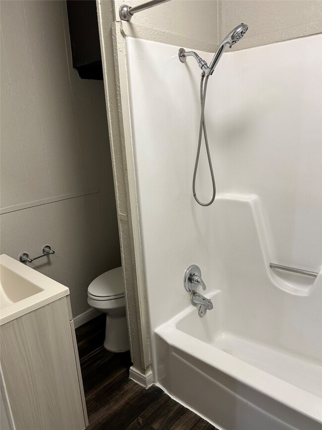 Foto del edificio - 1020 N Main St