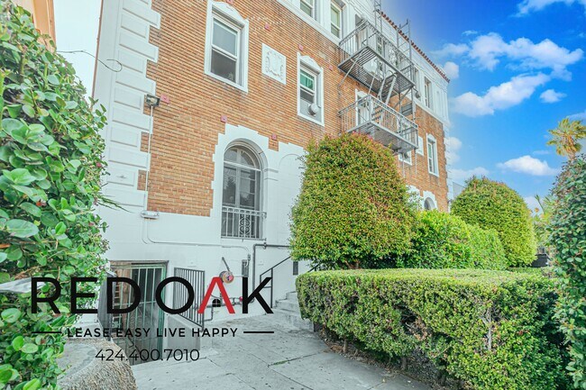 Foto del edificio - 247 S Alexandria Ave
