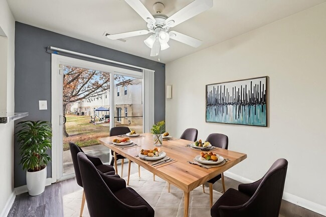 Building Photo - Harbor Estates Townhomes