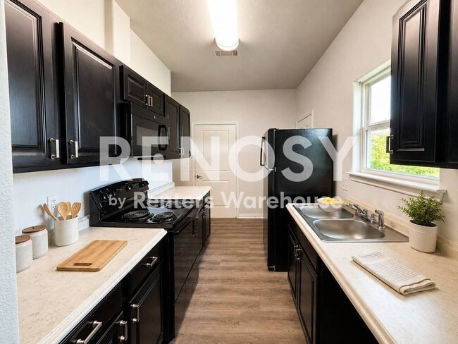 Building Photo - 13002 32nd St