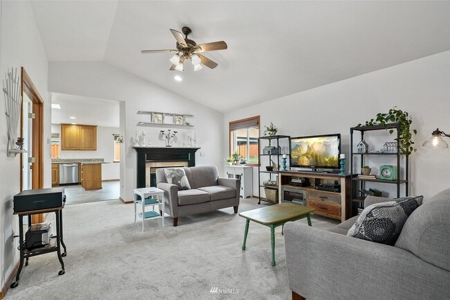 Living Room - 8434 282nd St NW