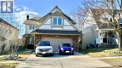 Building Photo - 395 Burnett Ave