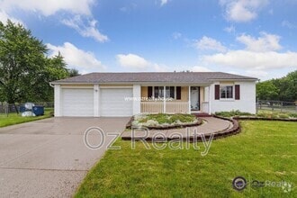 Building Photo - 551 Mallard Rd