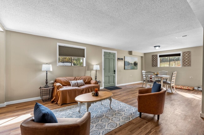 Building Photo - 416 Donaldson Rd