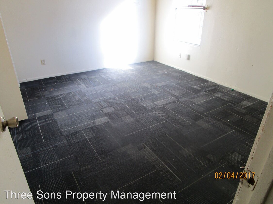 Building Photo - 13505 Copper Ave NE