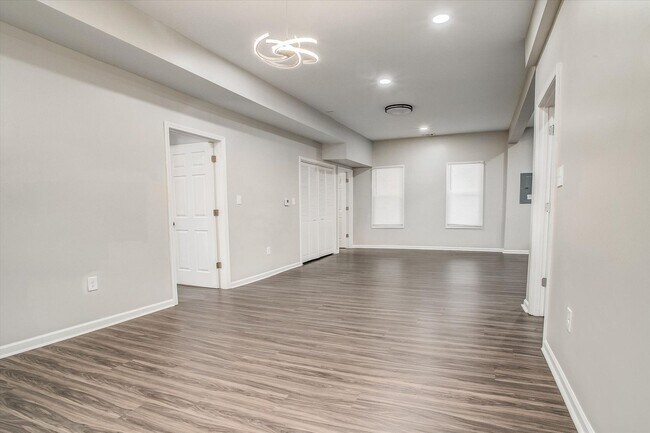 Foto del edificio - 4214 E 7 St