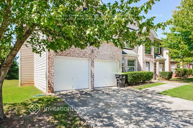 Building Photo - 5565 Platte Dr