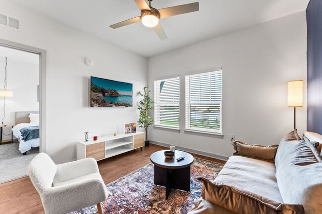 Building Photo - 14515 Star Water Rd