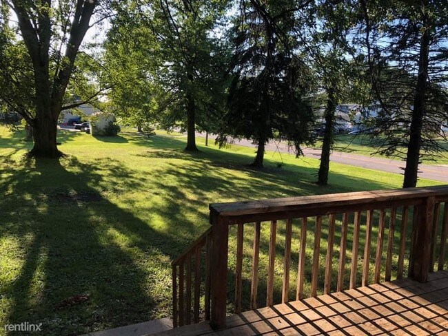 Foto del edificio - 3 br, 1 bath House - 1110 Highland Ave