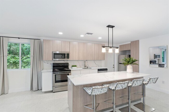 Foto del edificio - 1212 NW 6th Ct