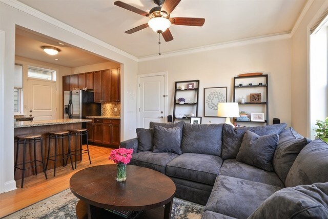 Foto del edificio - 3737 N Leavitt St