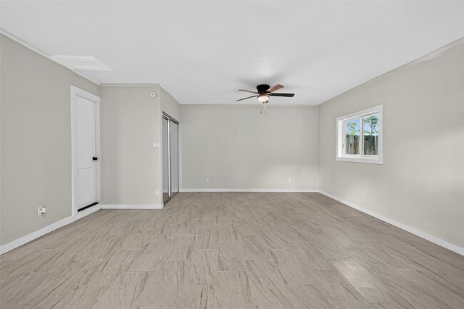 Building Photo - 23130 Bayleaf Dr