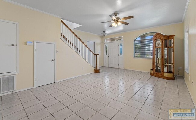 Foto del edificio - 813 N Shore Dr