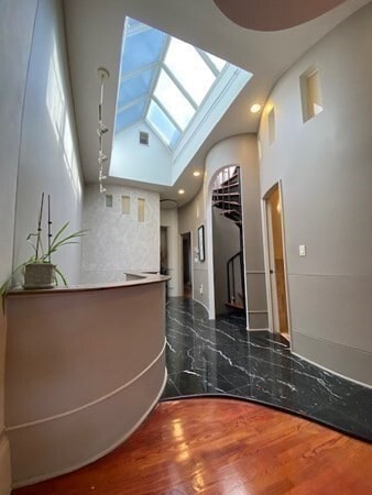 Building Photo - 171 Beacon St