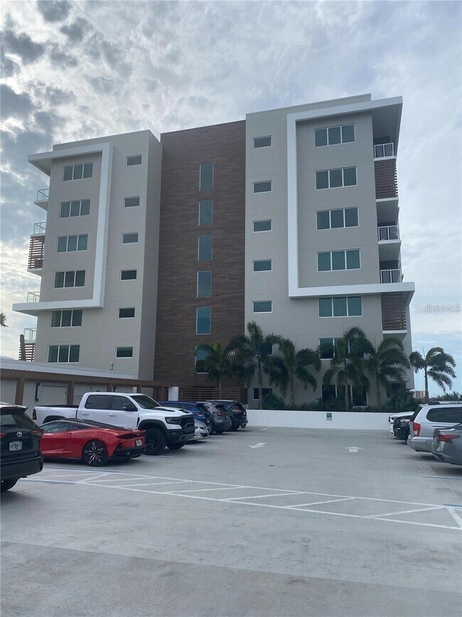 Foto del edificio - 920 N Osceola Ave