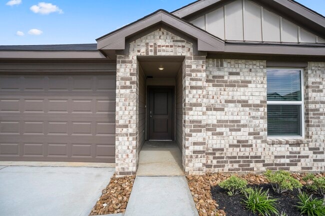 Building Photo - 12011 Curlin Dr