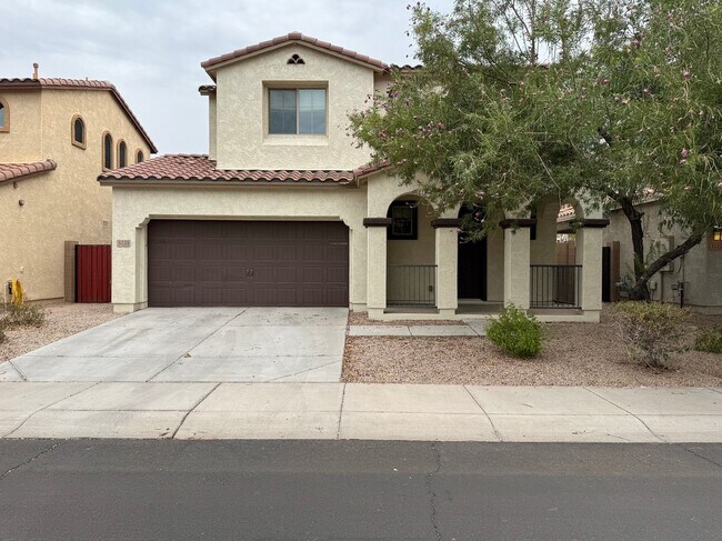 Building Photo - 3221 E Virgil Dr