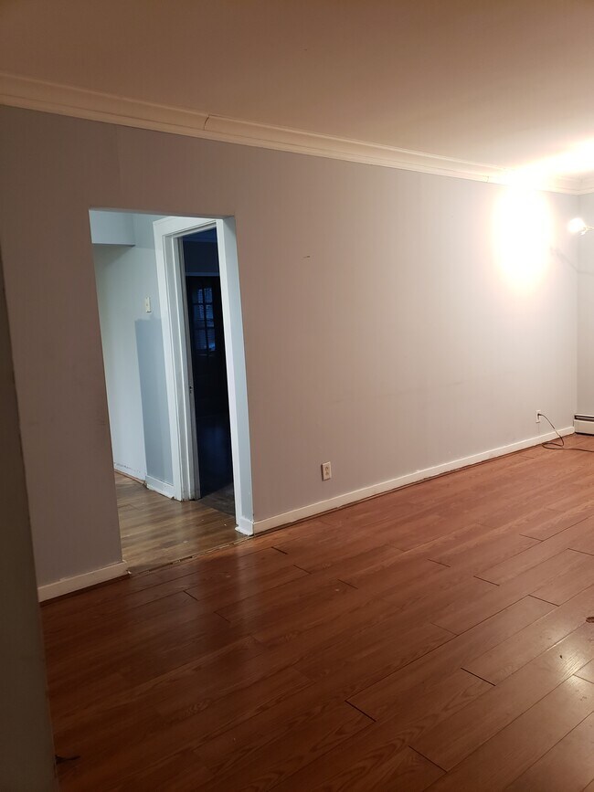 Foto del edificio - 16649 South Park Ave