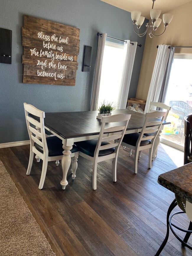 Photo - 10692 McGahan Dr- House