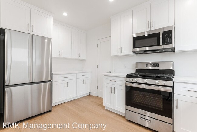 Building Photo - 1 br, 1 bath Apartment - 1408 S Beverly Gl...