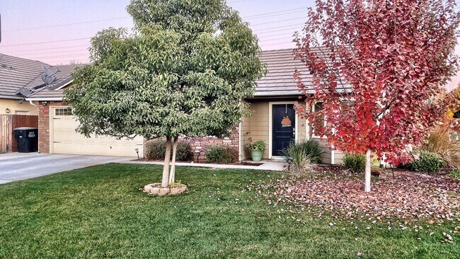 Building Photo - 1754 S Rio Linda St