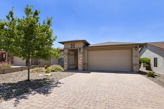 Building Photo - 1292 Low Vly Ln