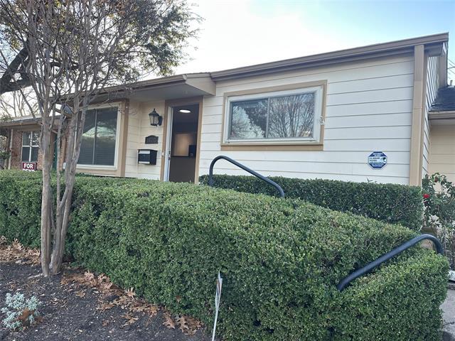 Building Photo - 13747 Brookgreen Cir