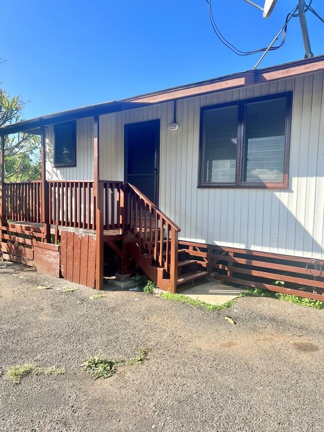 Building Photo - 84-725-725 Hanalei St
