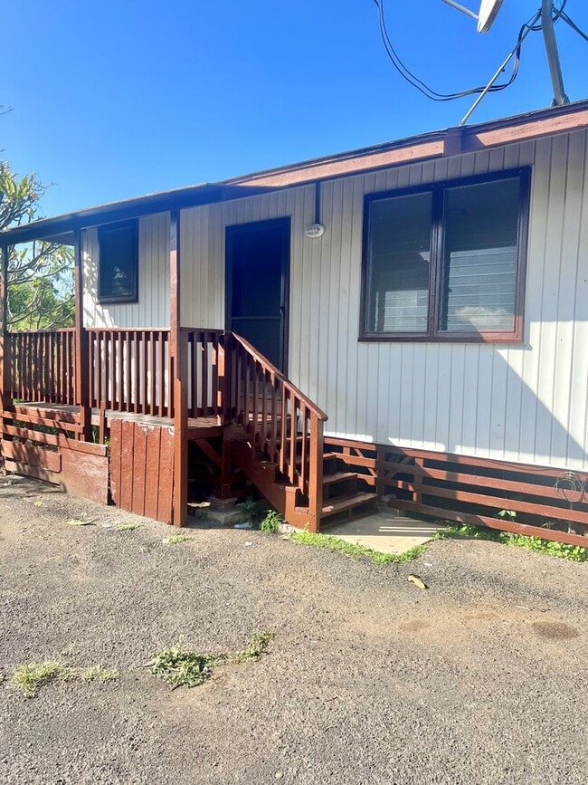 Building Photo - 84-725-725 Hanalei St